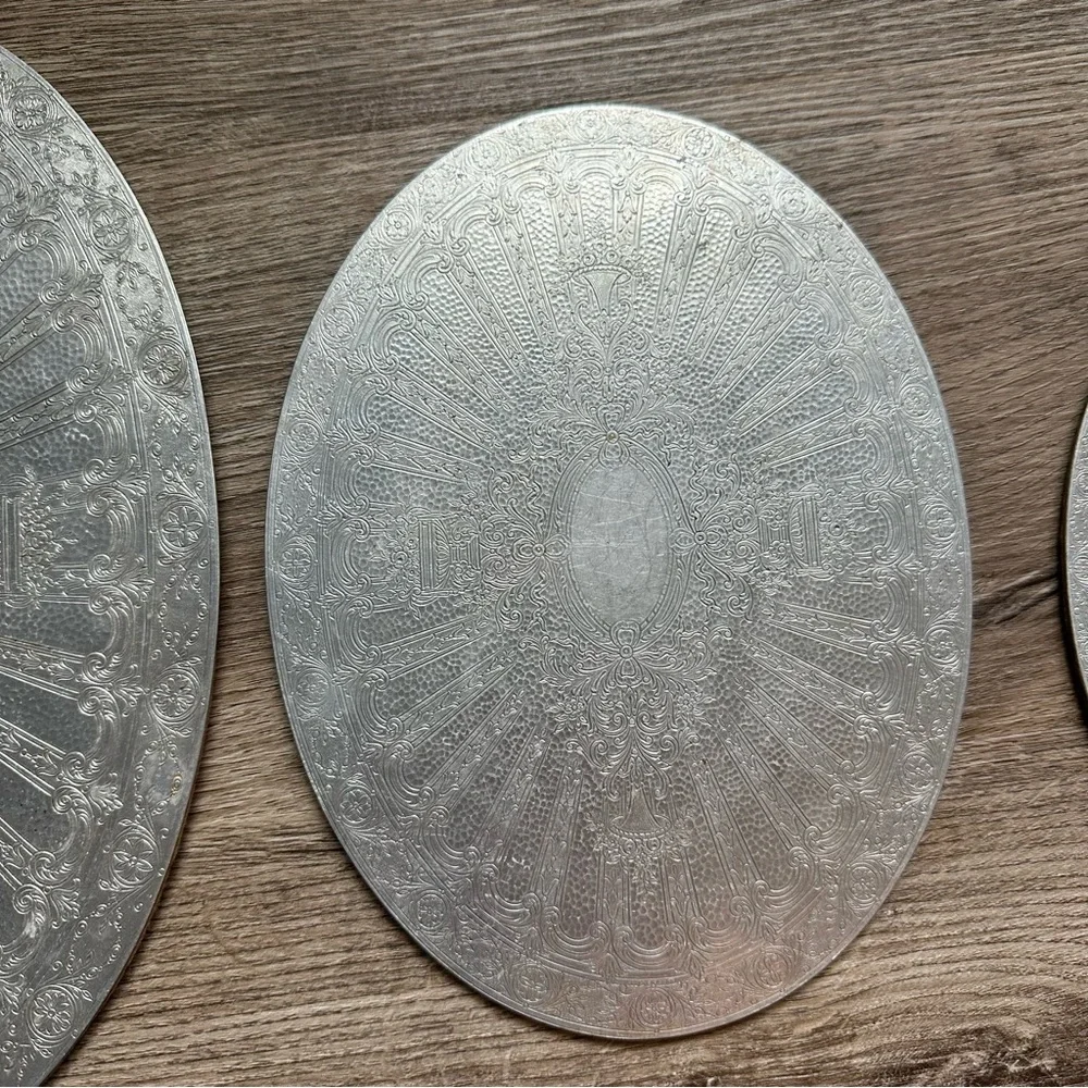 Vintage 1970s Tea Silver Decorative Plate Set
